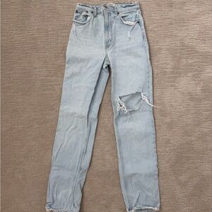 Abercrombie & Fitch LightWash Distressed Straight Leg Jeans 90’s Ultra High Rise